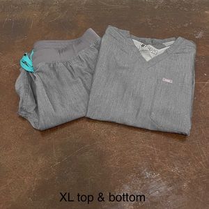 Figs scrubs XL set in graphite EUC